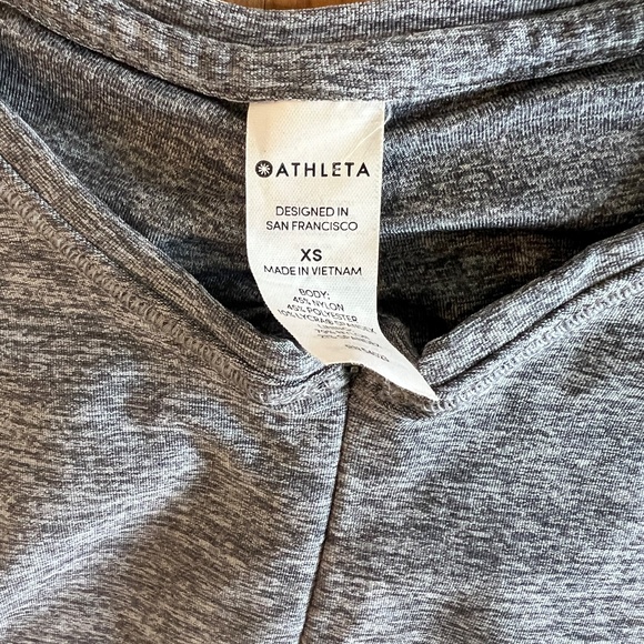 Athleta PACIFICA ILLUME rashguard sun shirt XS - Picture 3 of 5